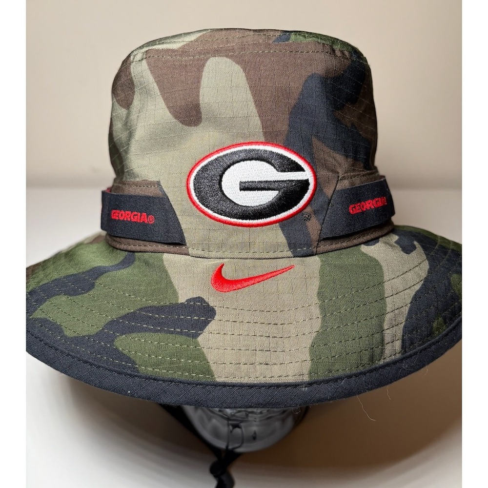 UGA Georgia Bulldogs Nike Camo Bucket Hat | Medium